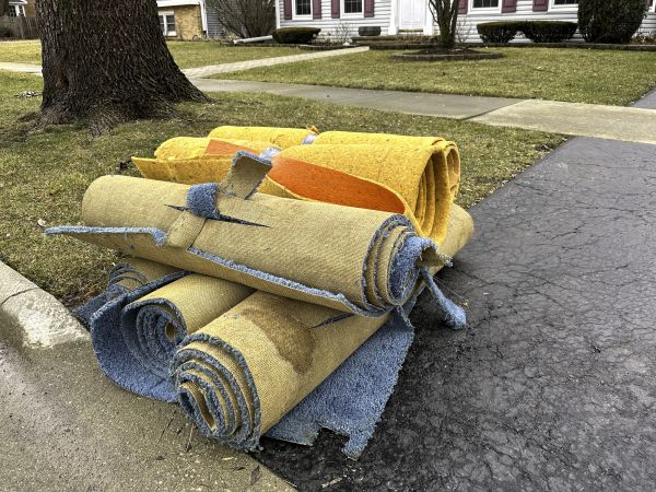 Carpet Haul Away Service in Chapel Hill